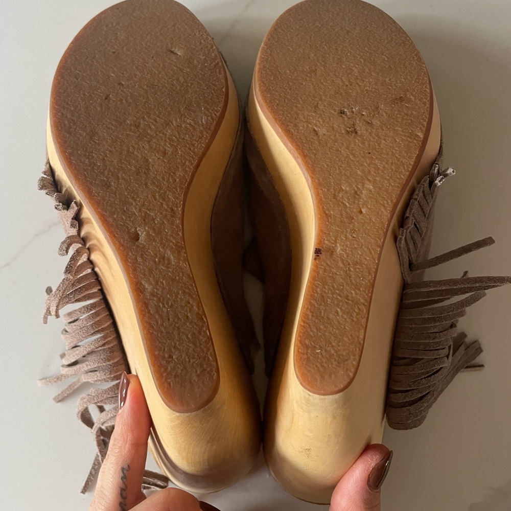 NEW Dolce Vita Cai Fringe Wedges - Size 8 - Picture 3 of 7